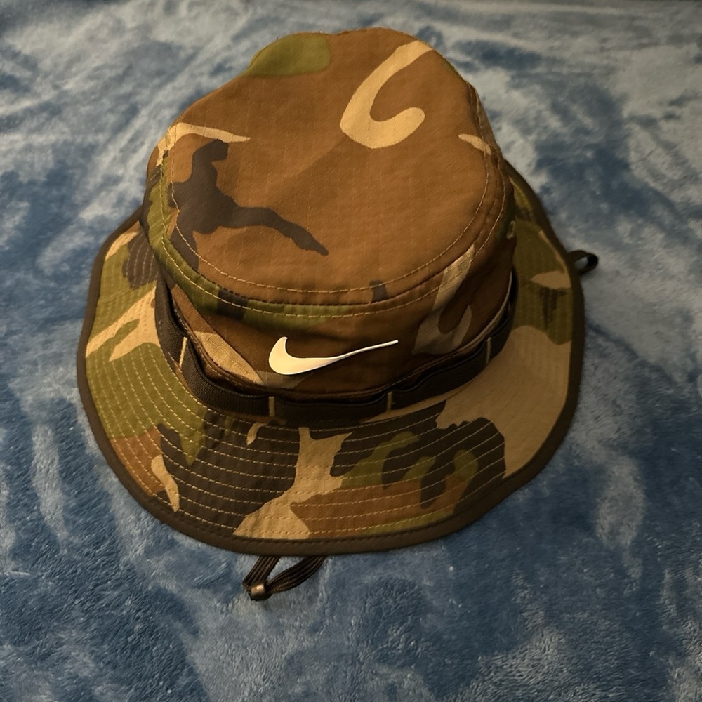 Camo Nike bucket hat